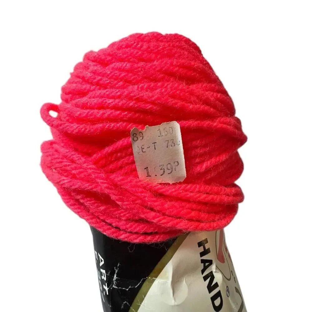 Vintage Red Heart Wintuk Orlon Acrylic Yarn - 1 Skein‎ Color Melon #900